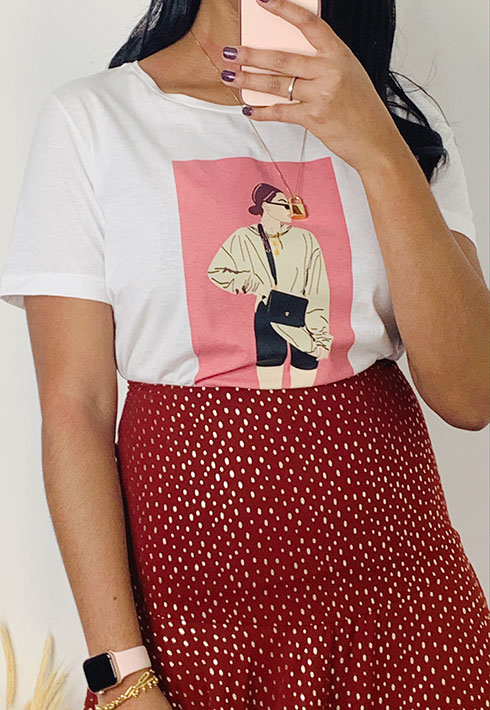 T-shirt Estampada Moça com Bolsa Feminino