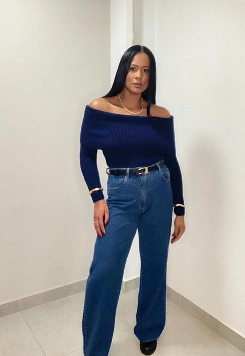 Blusa Tricot Ombro a Ombro Azul Marinho